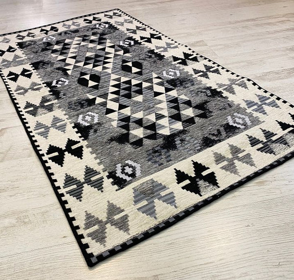 TAPPETO KILIM